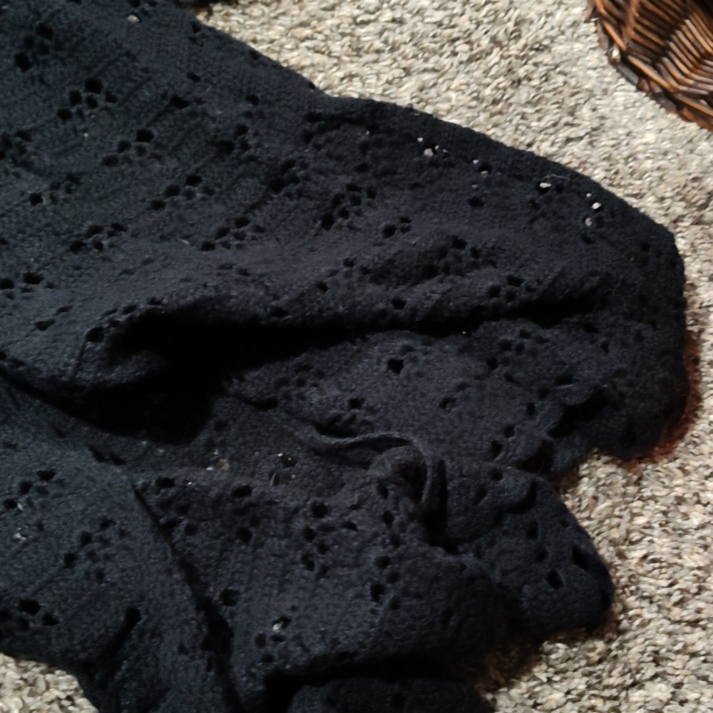 Sweater - Picture 3 of 3